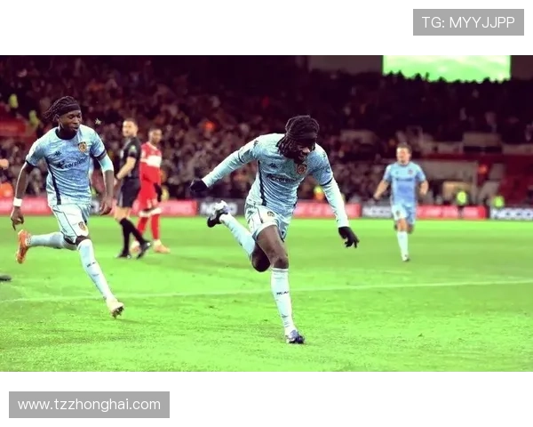 各大足球明星进球表现评析与精彩瞬间回顾